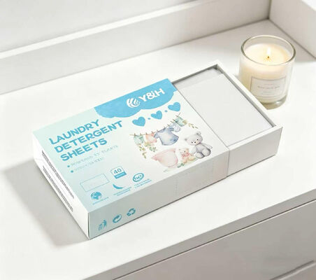 Des feuilles de détergent de linge compactes respectueuses de l'environnement et dotées d'un puissant pouvoir de nettoyage